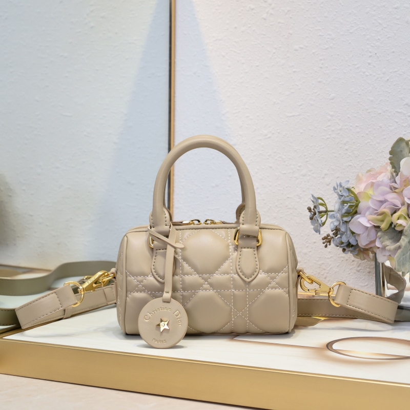 D*or top handle bags
